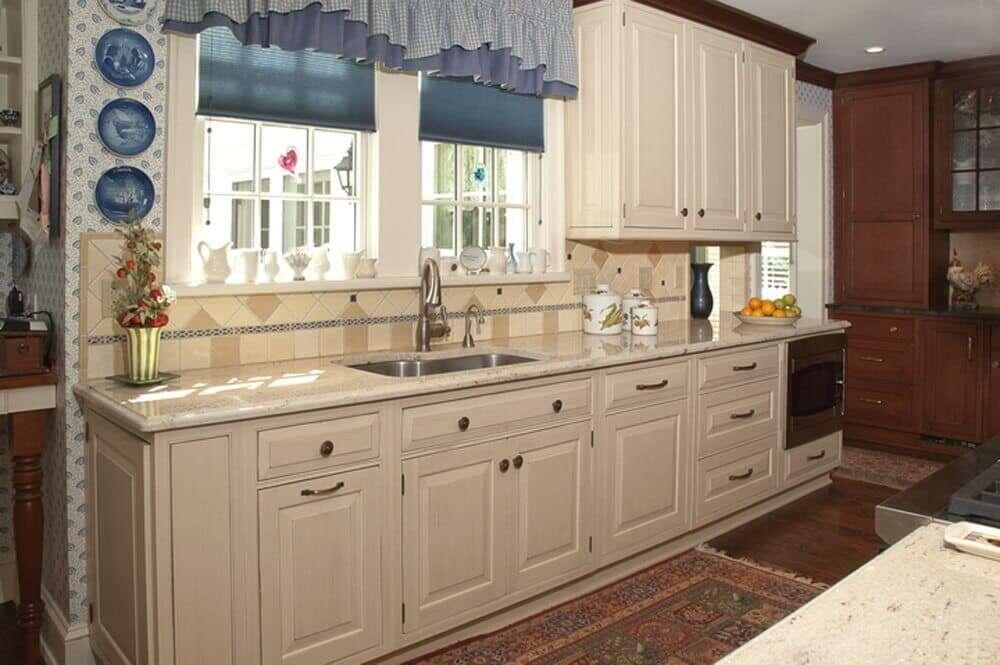 Maureen Mooney Goudreau 9464 Custom Cabinets Cleveland